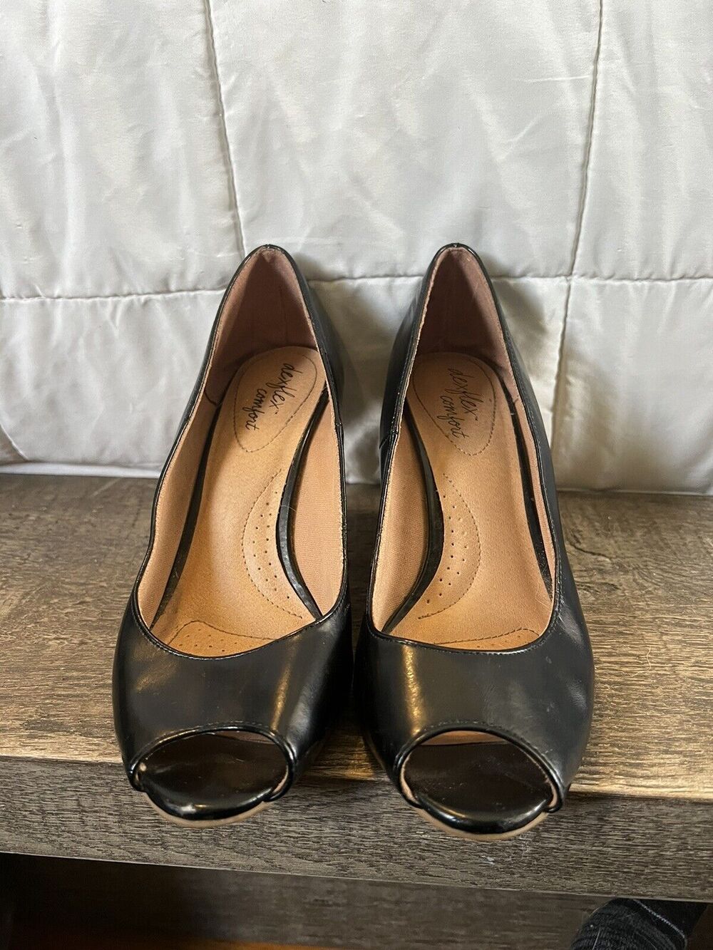 Dexflex Comfort Women's size 8 Black Leather Peep Toe Wedges